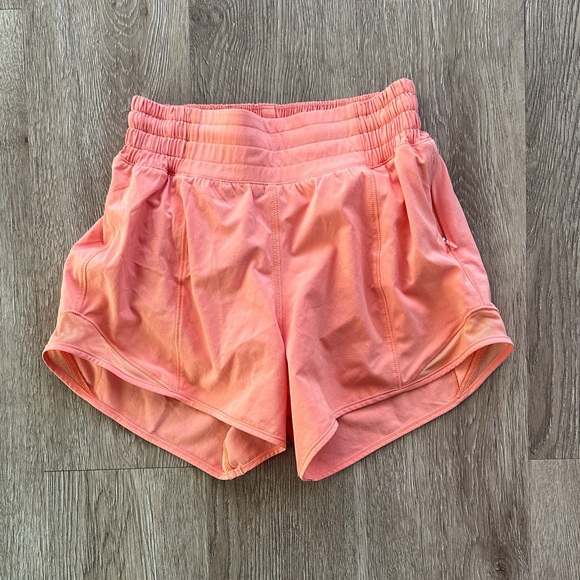lululemon athletica Pants - Lululemon Hotty Hot High Rise 4" Shorts Sunny Coral Size 0 Running Athletic